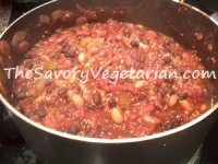 pot of vegetarian chili