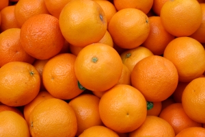 fresh oranges and other fruits should be a part of every balanced diet